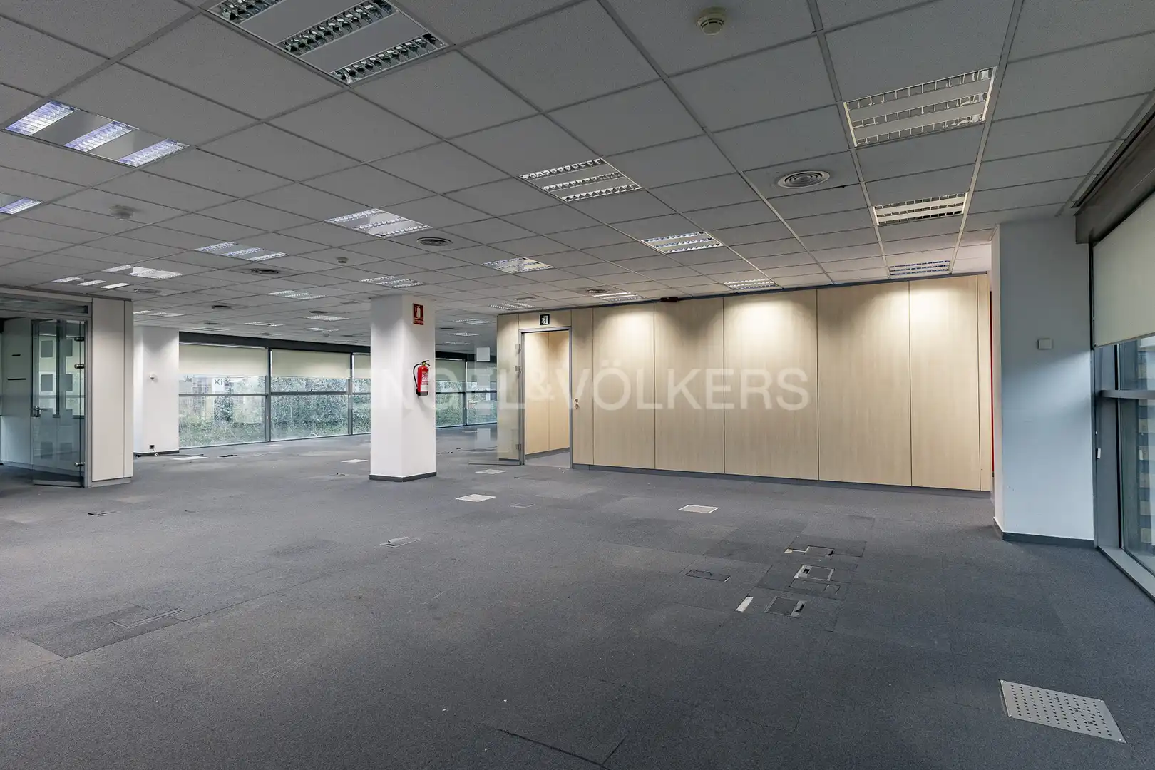 Office space with lift to rent in Zona Industrial, imagen 49