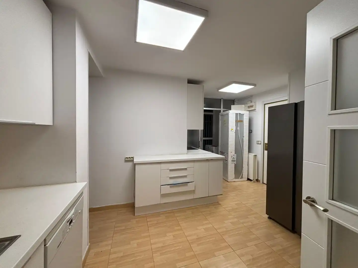 Küche von Wohnung zur Miete in Madrid mit Klimaanlage, Heizung und Möbliert