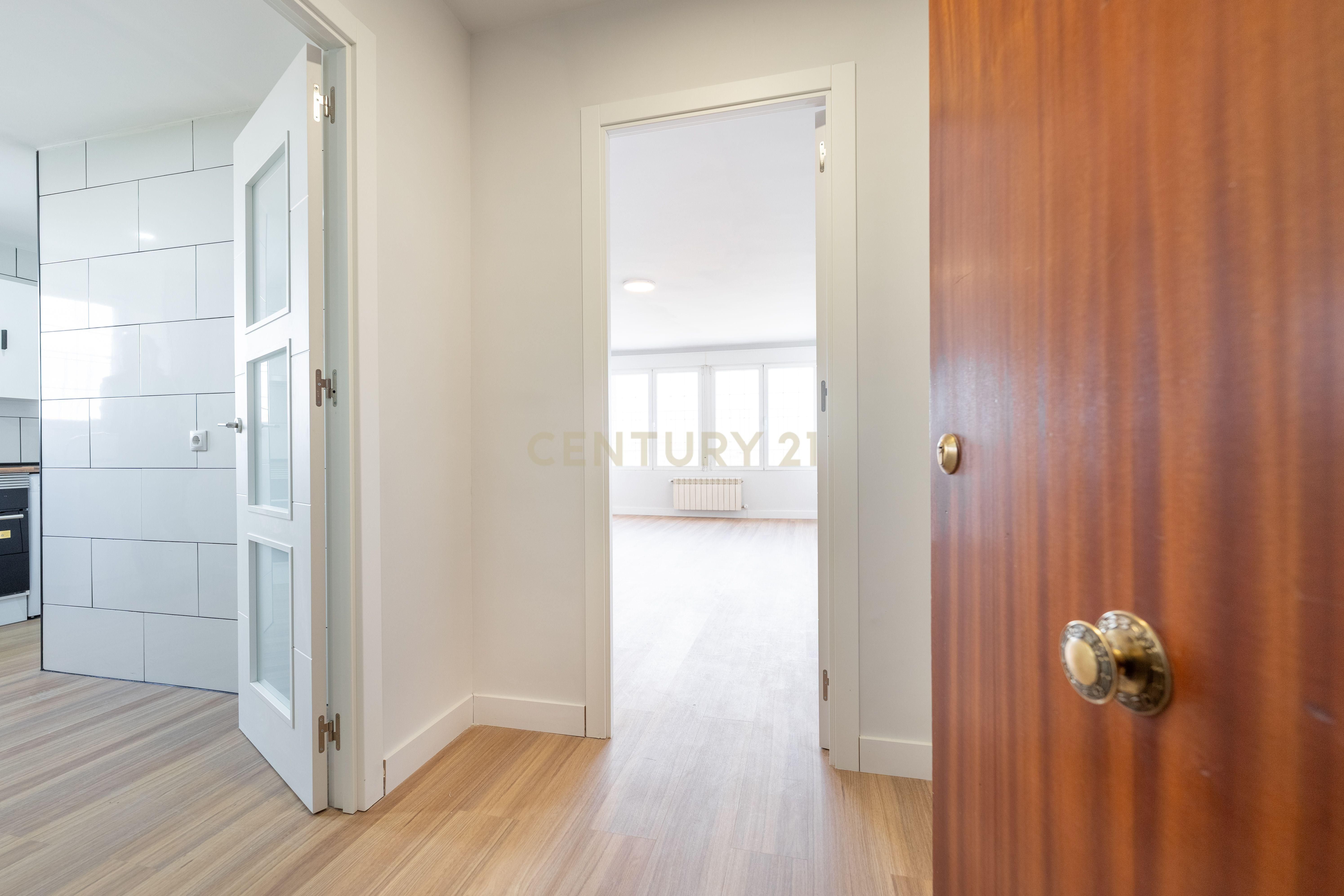 Apartment to rent in  Madrid Capital  with Washing machine