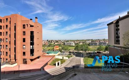 Vista exterior de Pis en venda en Santander