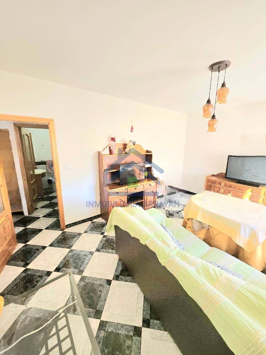 Sala de estar de Piso en venta en Las Gabias con Aire acondicionado