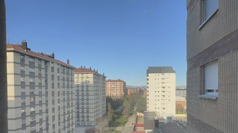 Foto 2 de Piso en venta en Senda Valentín Foronda, 12, Sansomendi, Vitoria - Gasteiz
