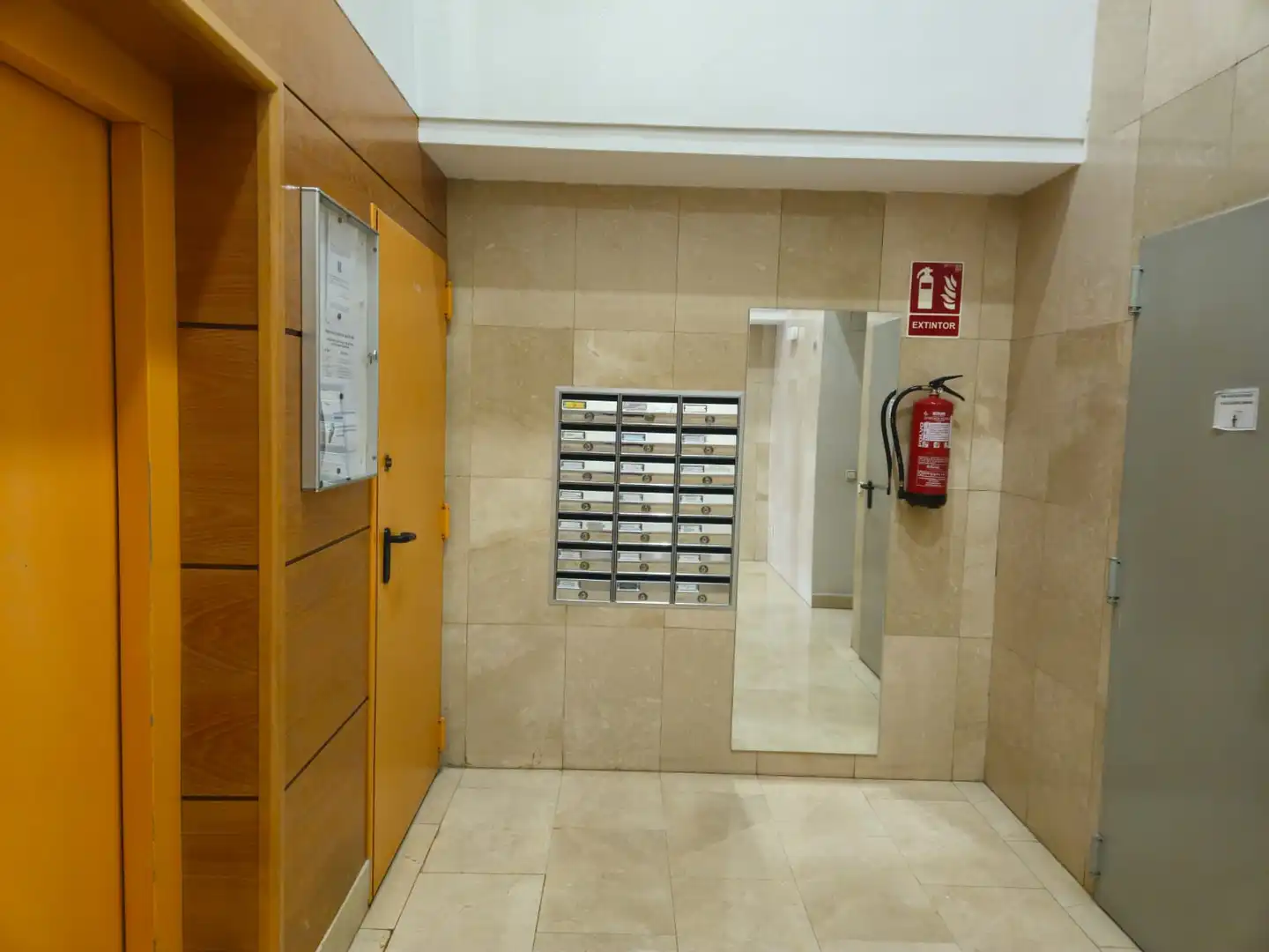 Piso en venta en Madrid con Aire acondicionado, Calefacción y Trastero