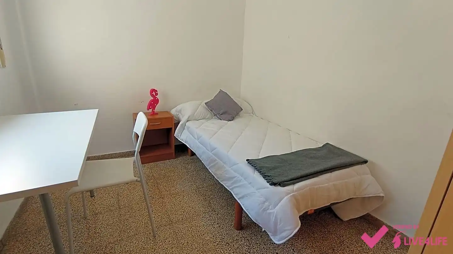 Apartament de lloguer a Del Serpis, La Bega Baixa - Plaza Xúquer