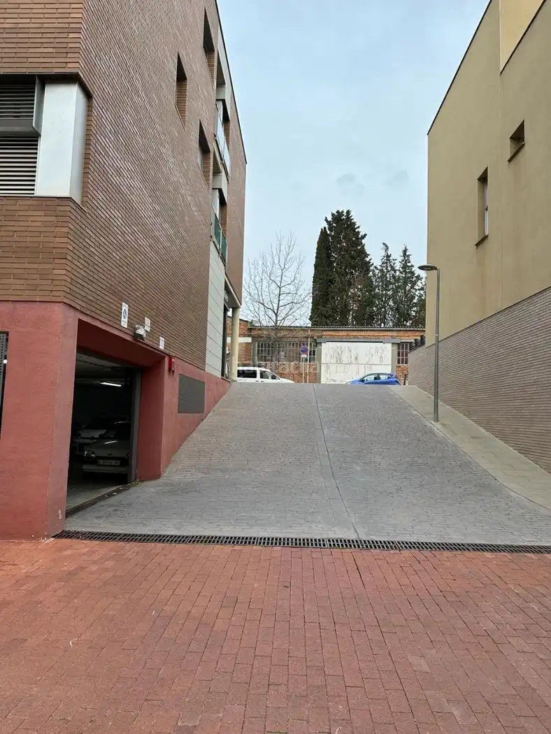Individual for sale in Carrer Federica Montseny 3, imagen 3