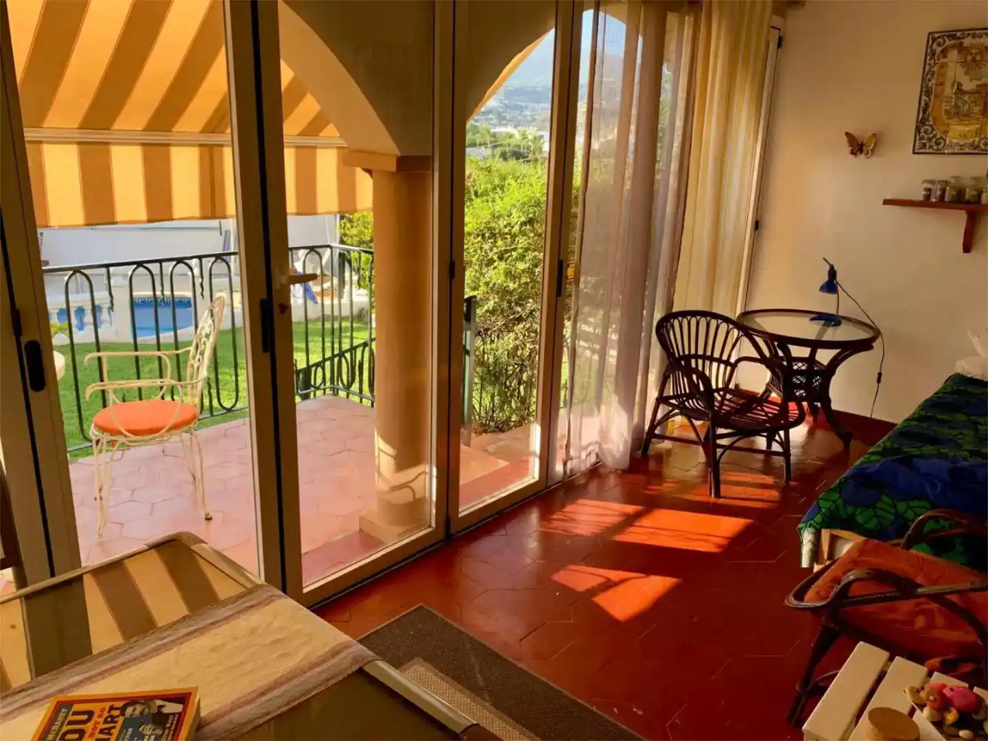 Terrassa de Casa o xalet en venda en Marbella amb Aire condicionat, Piscina i Balcó