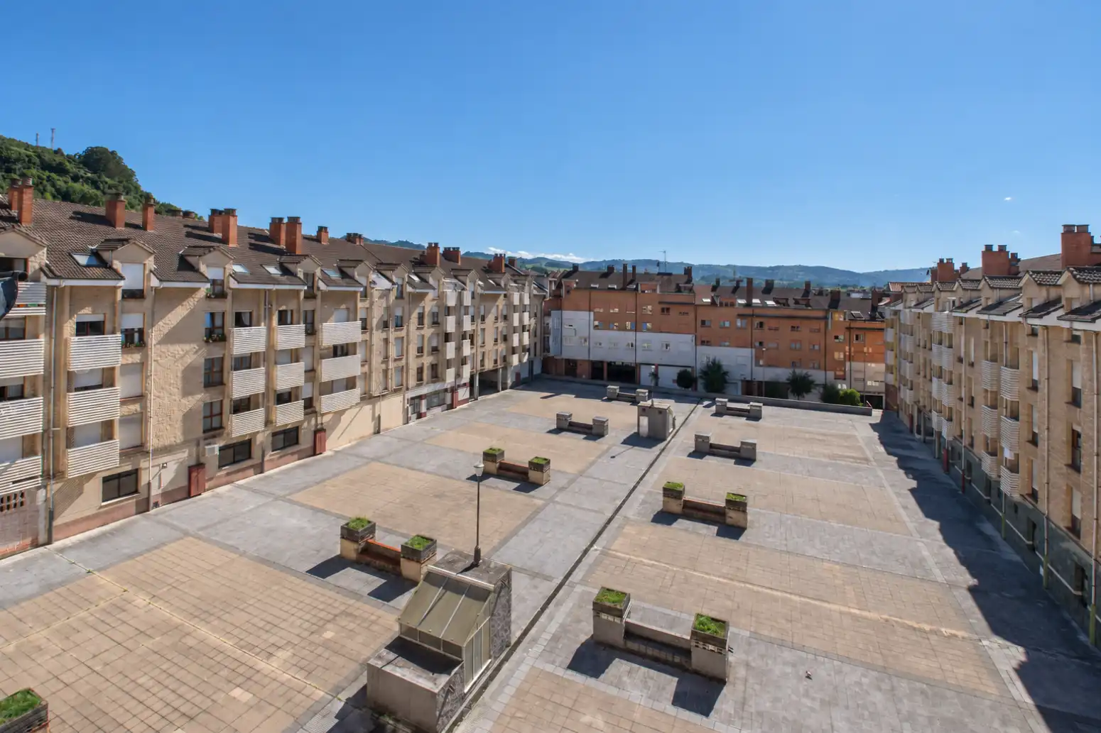 Vista exterior de Piso en venta en Este - Alcosa- Torreblanca