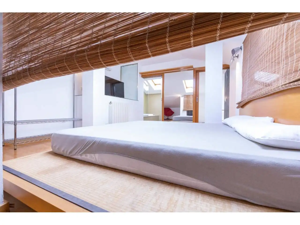 Bedroom of Flat for sale in Girona  with Air Conditioner, Heating and Parquet flooring