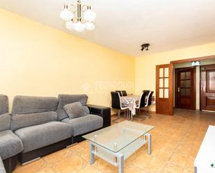 Sala d'estar de Pis en venda en  Almería Capital