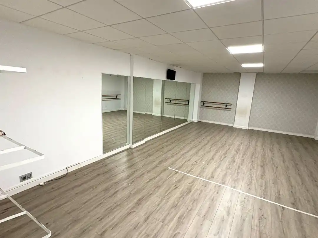 Büro zur Miete in Vila-real mit Klimaanlage