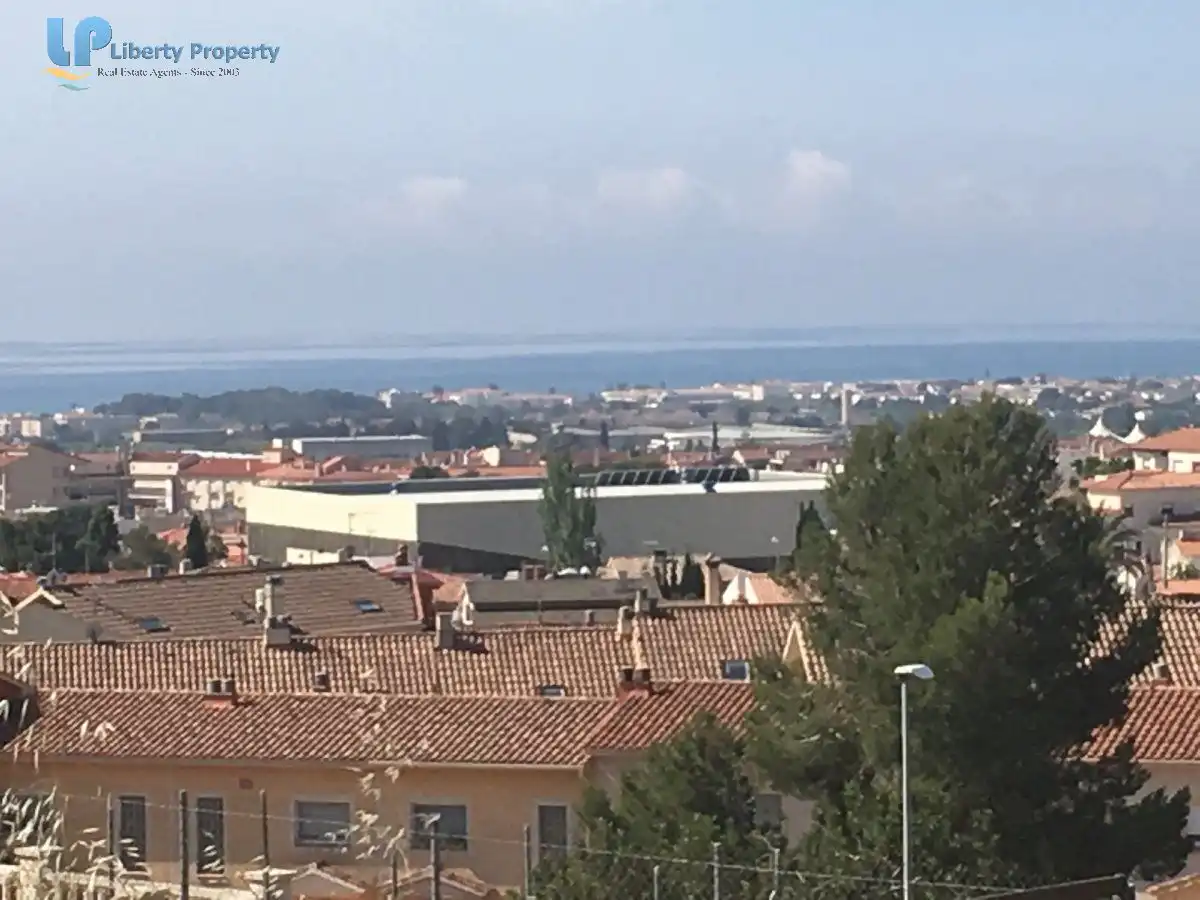 Terreny residencial en venda a Roda de Barà
