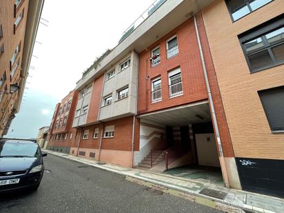 Exterior view of Flat for sale in Palencia Capital