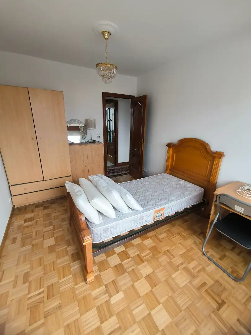 Piso de alquiler en Eirís