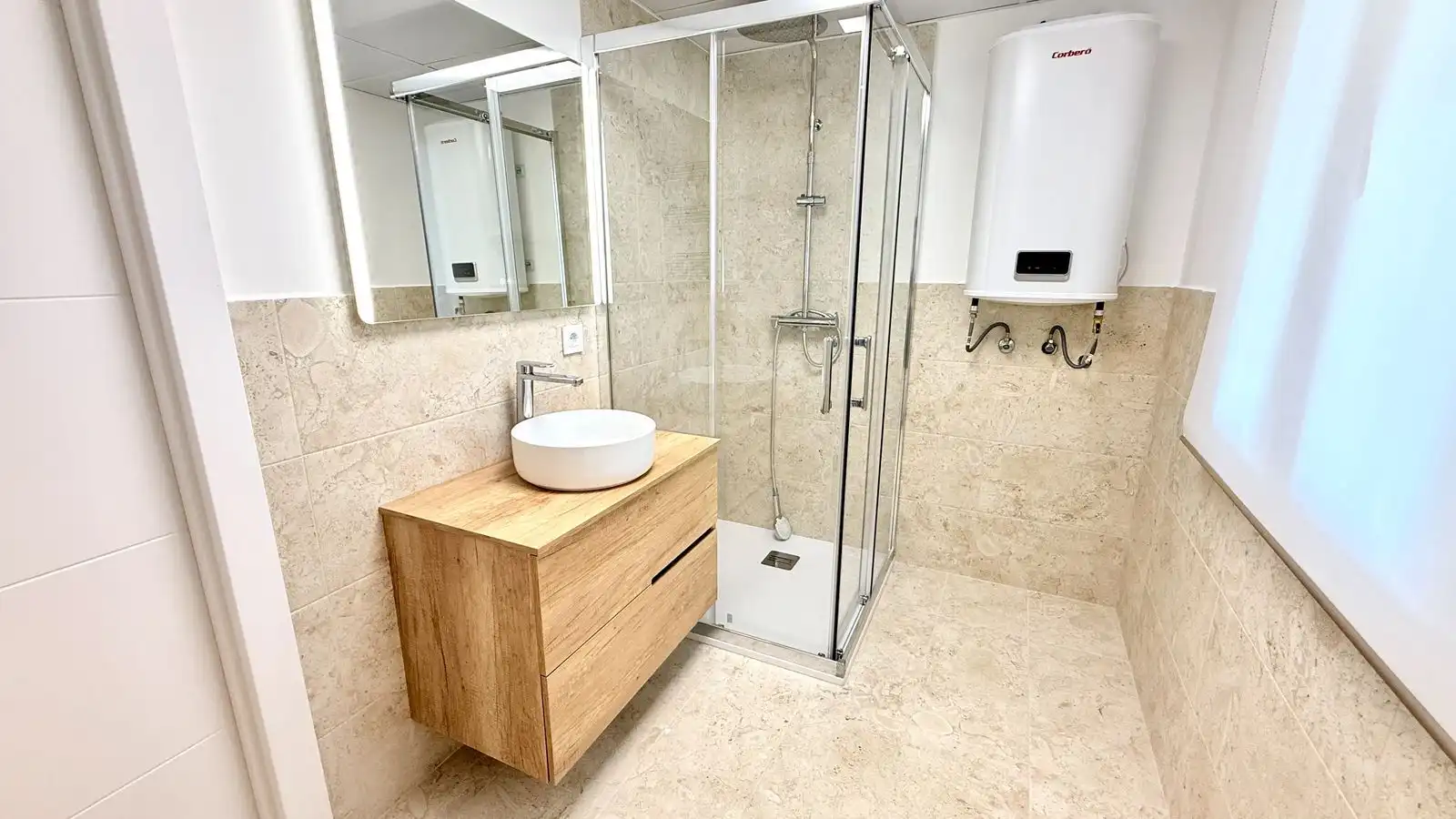 Bany de Apartament en venda en Estepona amb Terrassa, Traster i Moblat