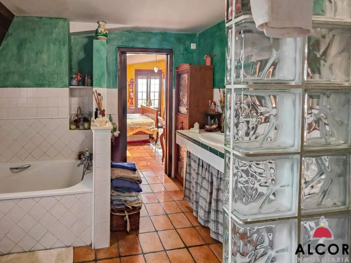 Bany de Casa o xalet en venda en Vinaròs amb Jardí privat, Terrassa i Piscina