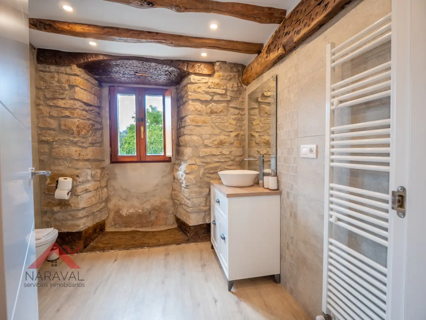 Bany de Casa o xalet en venda en Valdegovia / Gaubea amb Calefacció, Jardí privat i Terrassa