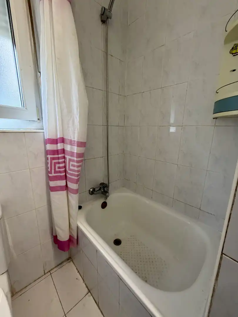 Bany de Pis de lloguer en Santander amb Terrassa i Moblat