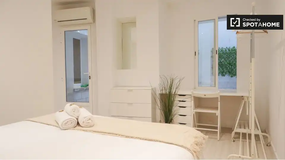 Piso con terraza en alquiler en Chamberí, imagen 11