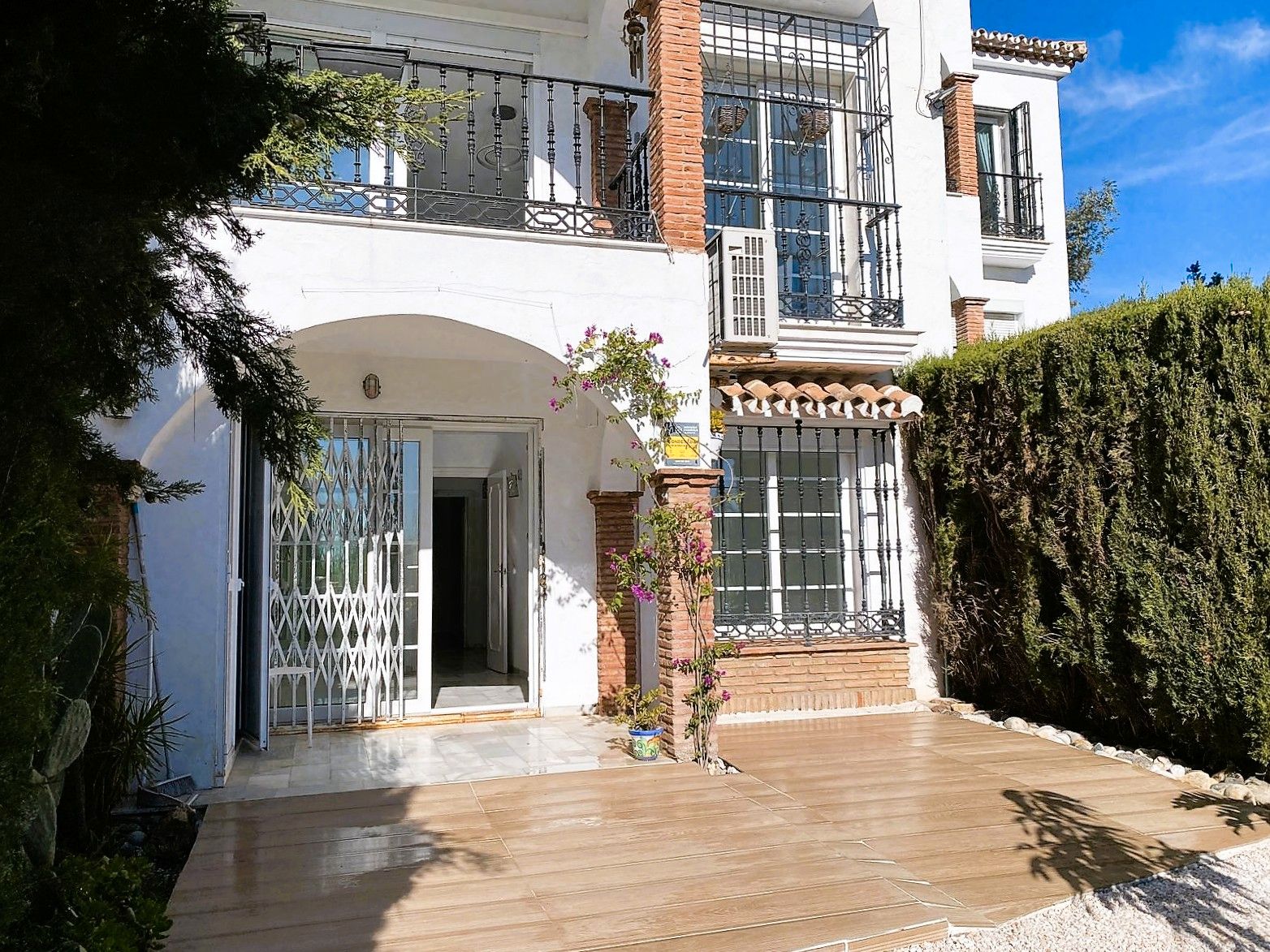 Exterior view of Duplex for sale in Mijas  with Air Conditioner, Private garden and Terrace