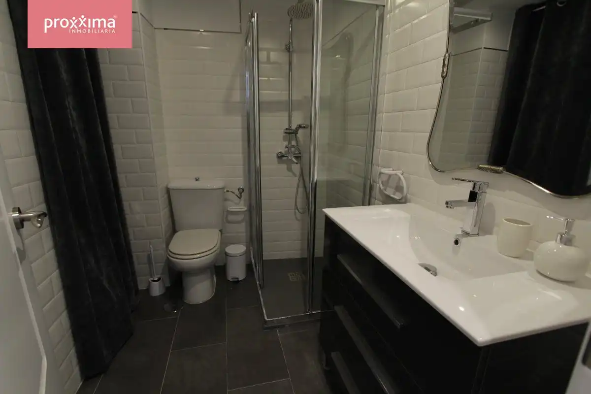 Baño de Apartamento de alquiler en Sevilla con Calefacción