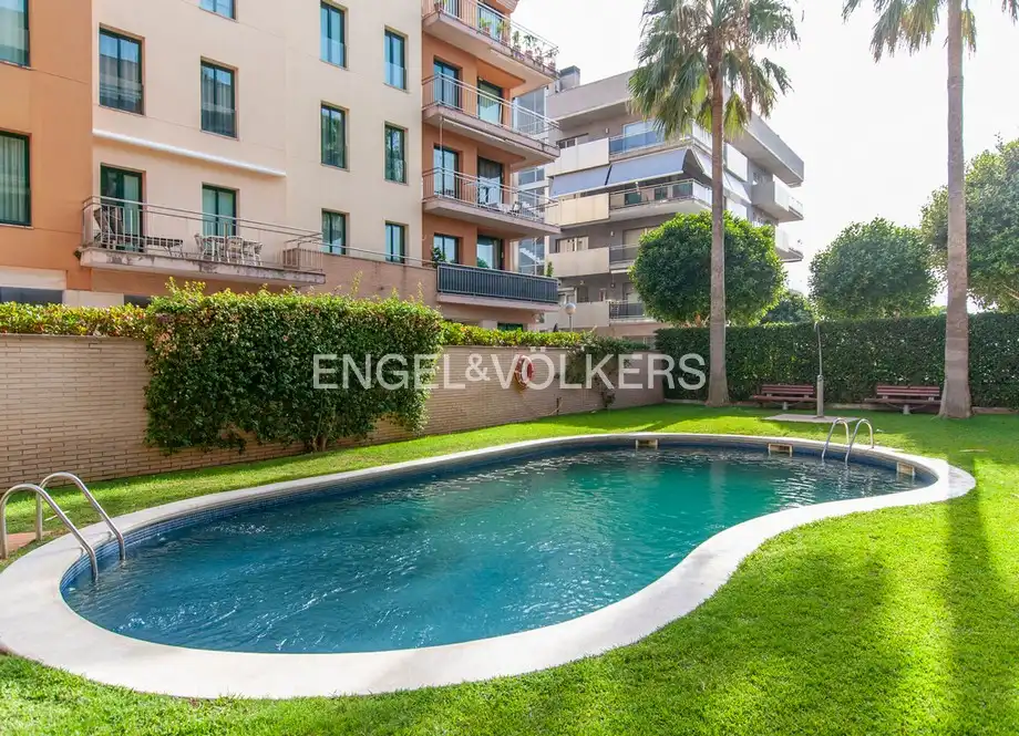 Swimming pool of Duplexes for sale in Cambrils  with Air Conditioner, Heating and Terrace