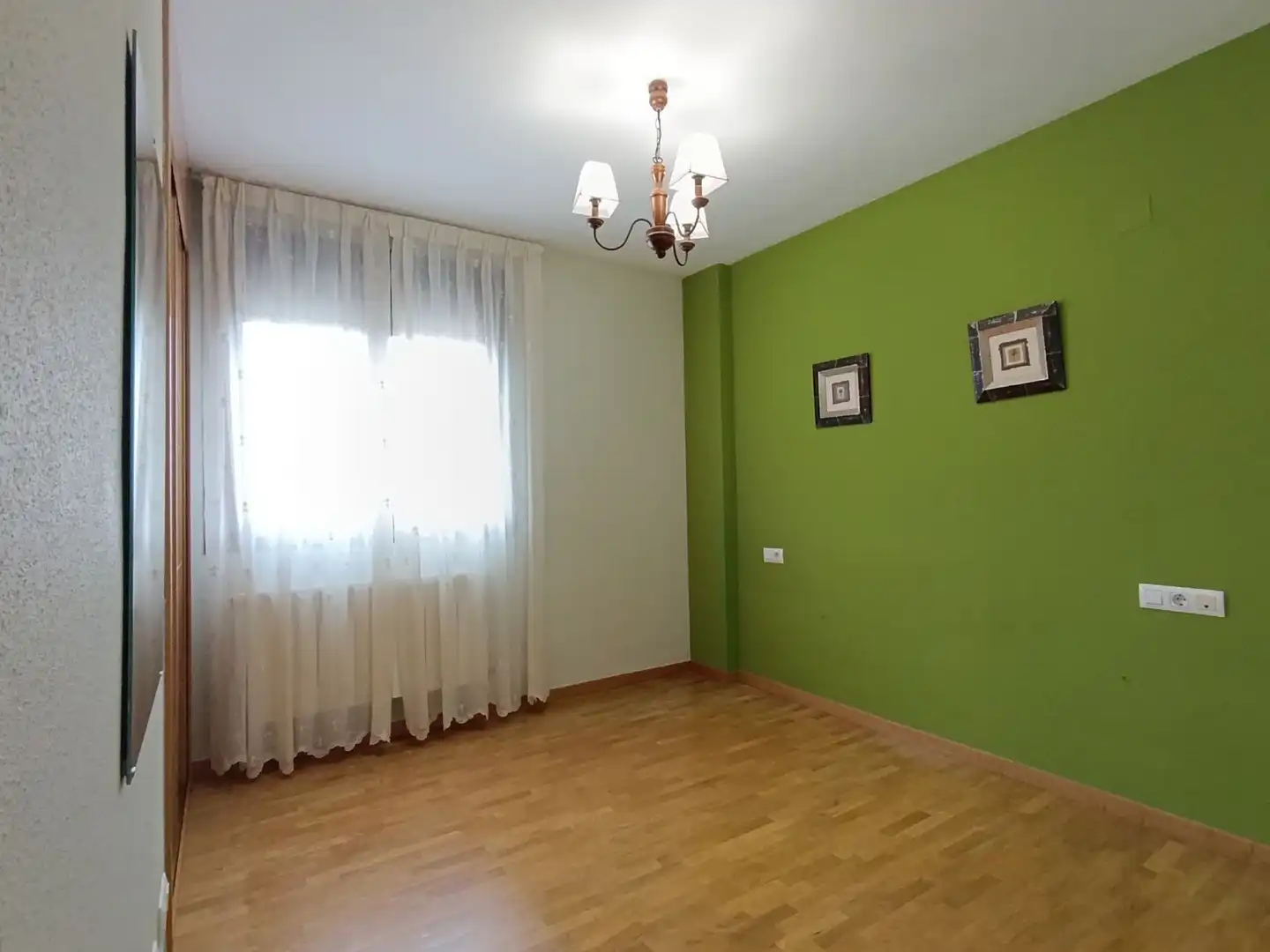Schlafzimmer von Wohnung zum Verkauf in Ciudad Real mit Klimaanlage, Heizung und Abstellraum