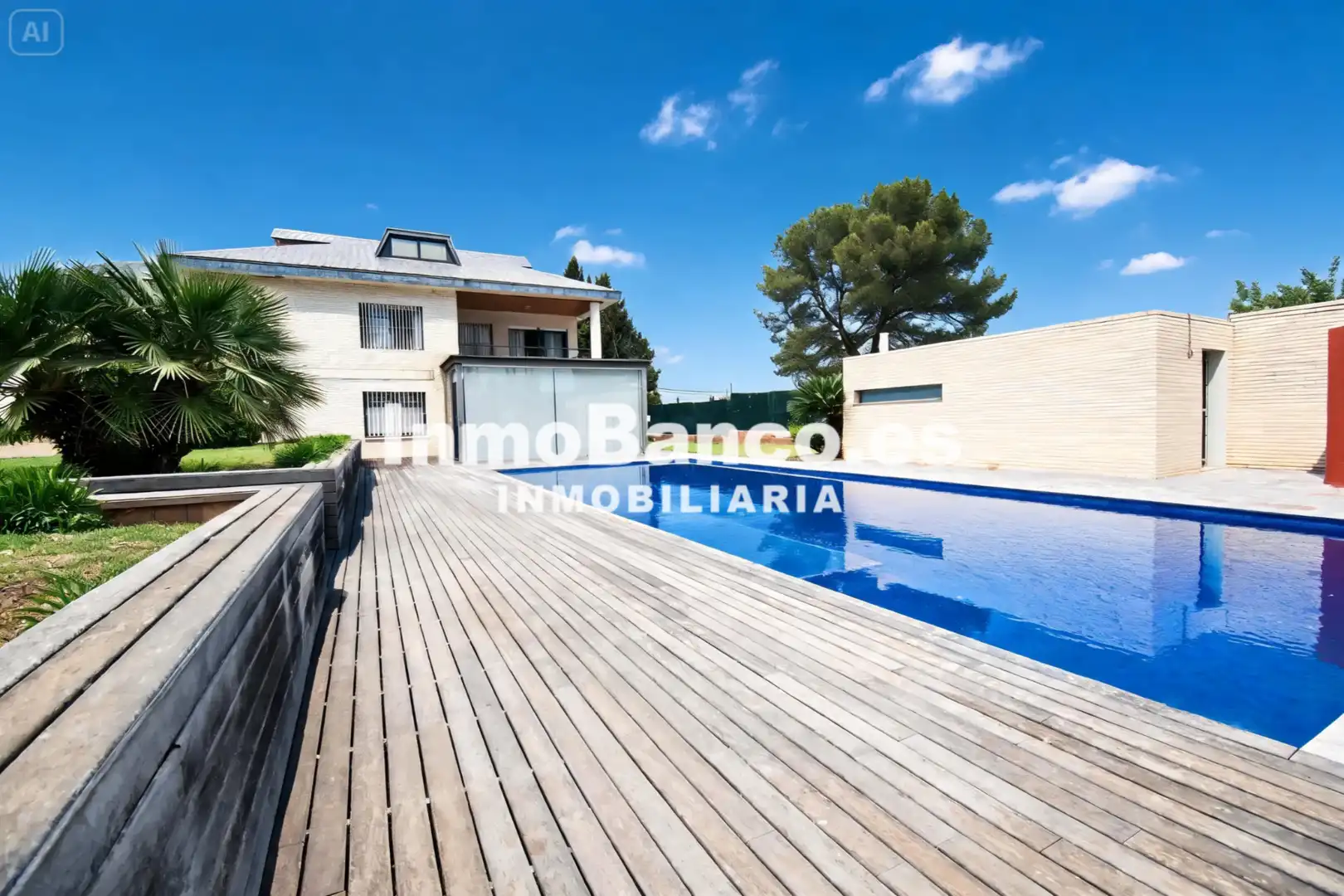 Vista exterior de Casa o xalet en venda en Chiva amb Aire condicionat, Calefacció i Jardí privat