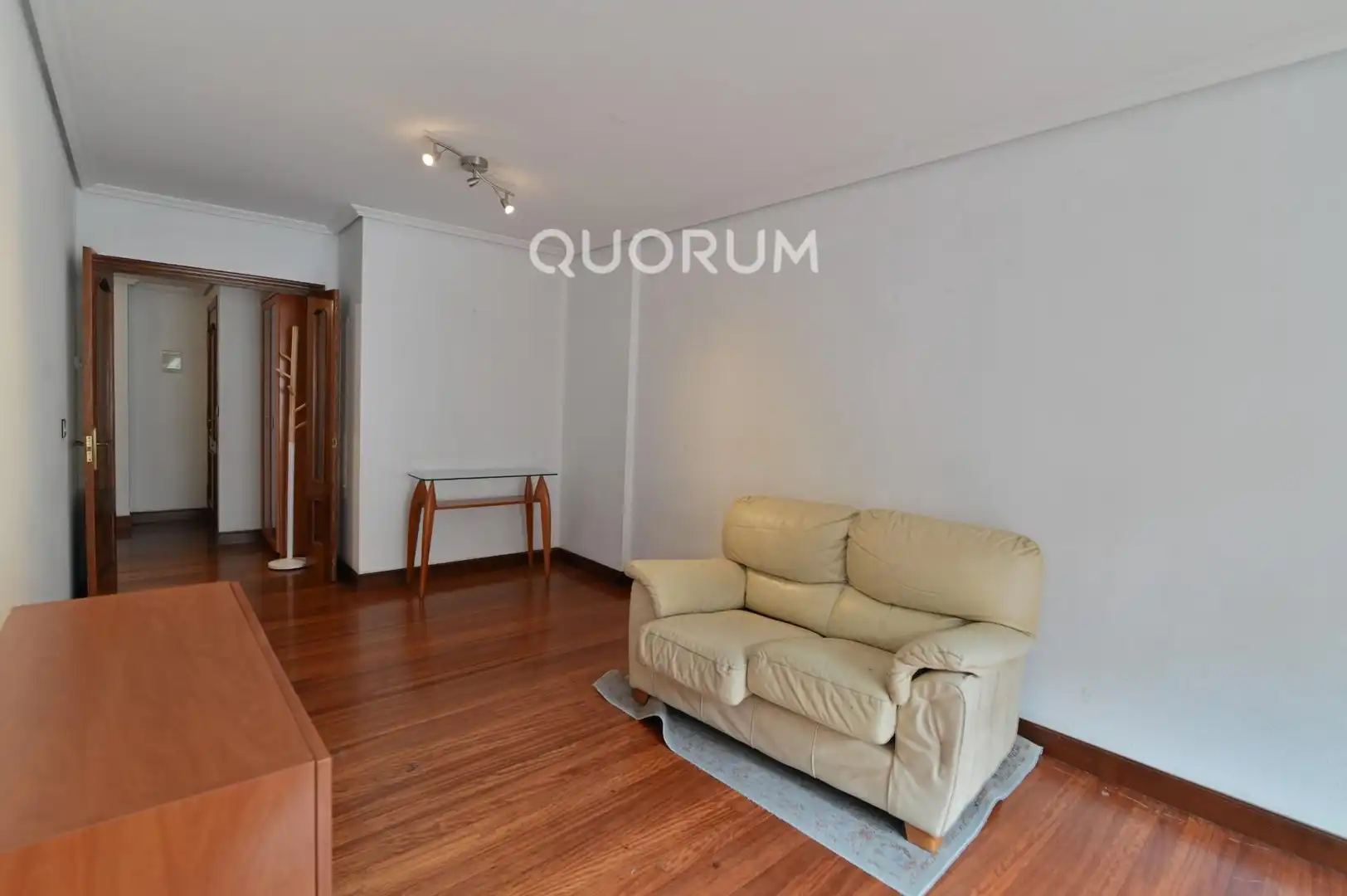 Sala de estar de Piso en venta en Bilbao  con Calefacción, Terraza y Trastero