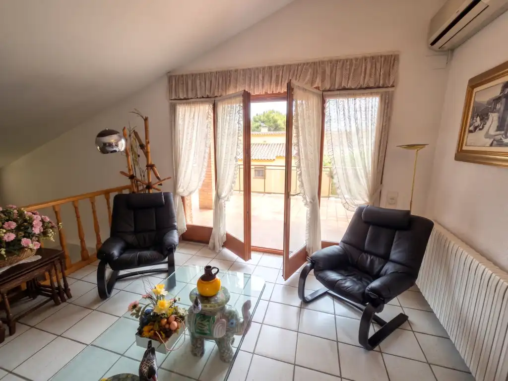 Living room of Detached homes for sale in Santa Maria de Palautordera  with Air Conditioner, Heating and Private garden