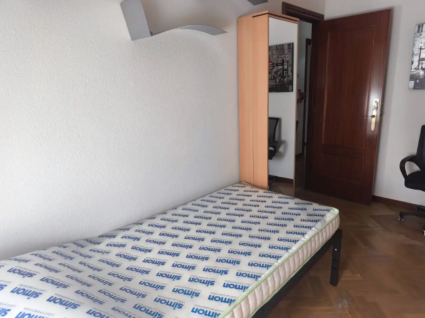 Dormitori de Pis per a compartir en Fuenlabrada amb Calefacció, Parquet i Terrassa