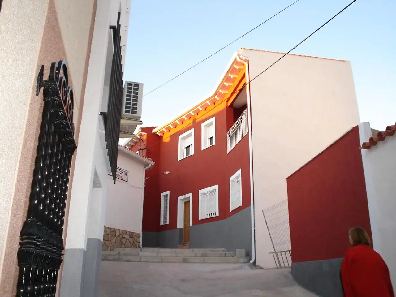 Vista exterior de Casa o xalet en venda en Saelices amb Calefacció i Moblat