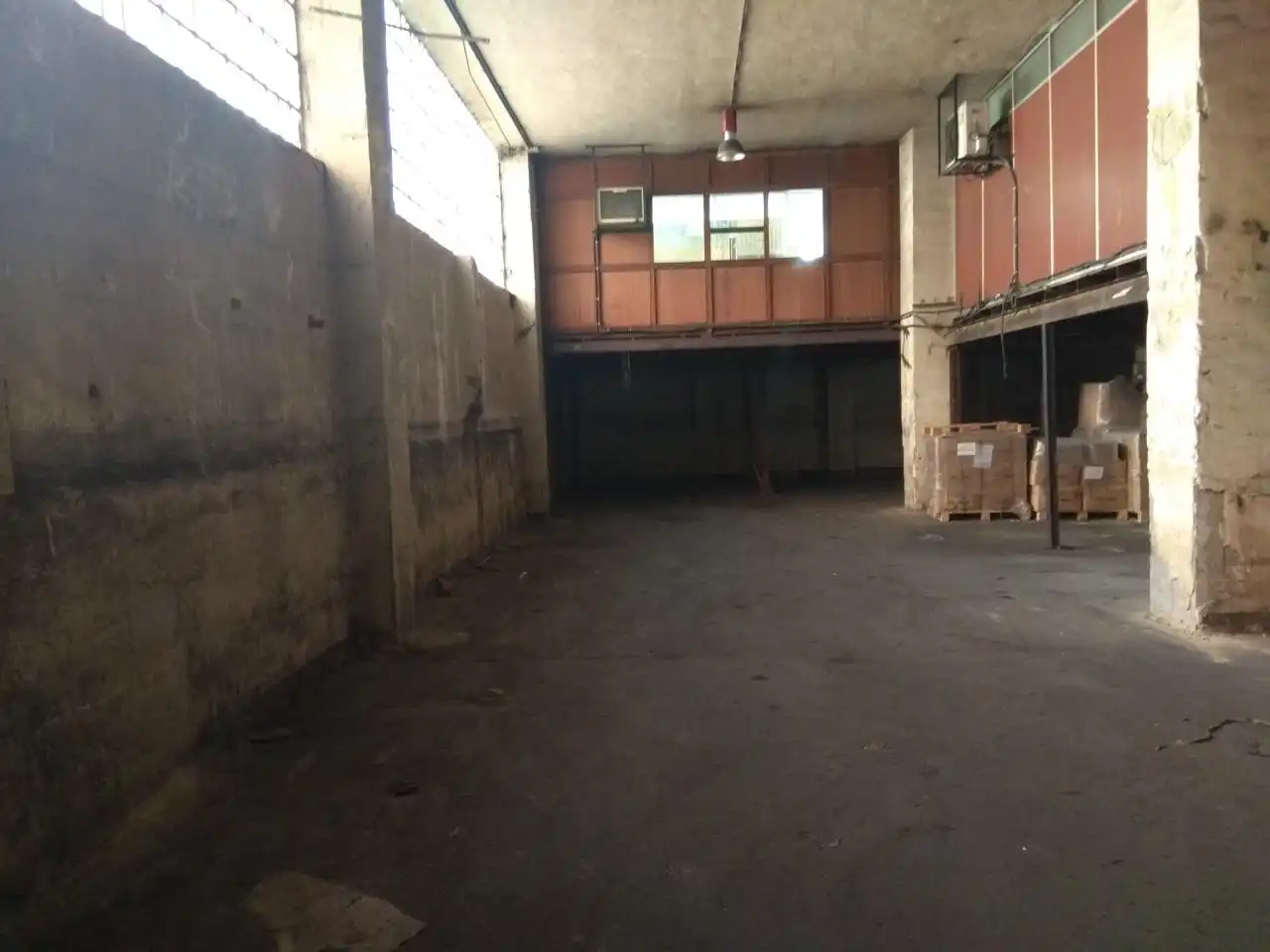 Fabrikhallen zur Miete in Bilbao 