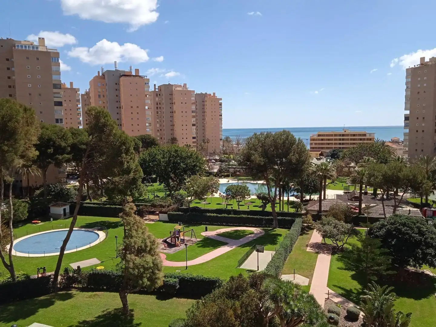Garten von Wohnung zum Verkauf in Torremolinos mit Klimaanlage und Gemeinschaftspool
