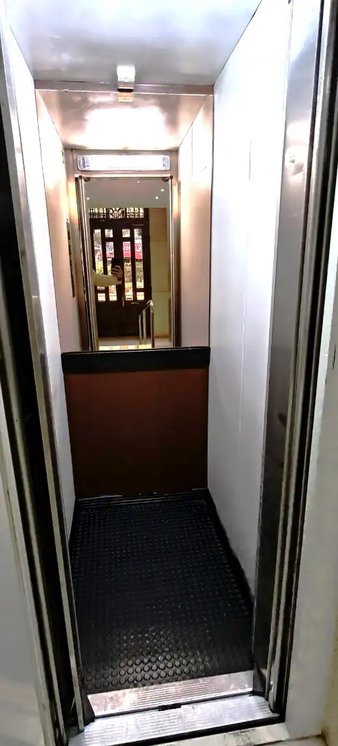Flat for sale in Zaragoza  with Air Conditioner, Heating and Parquet flooring
