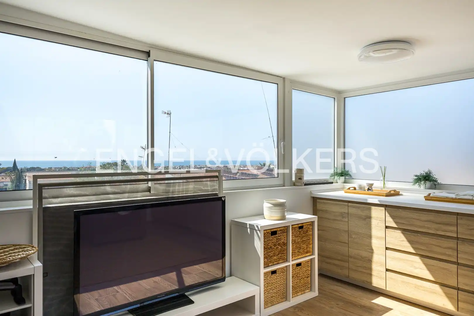 Terraza de Casa o chalet en venta en Vilanova i la Geltrú con Aire acondicionado, Calefacción y Jardín privado
