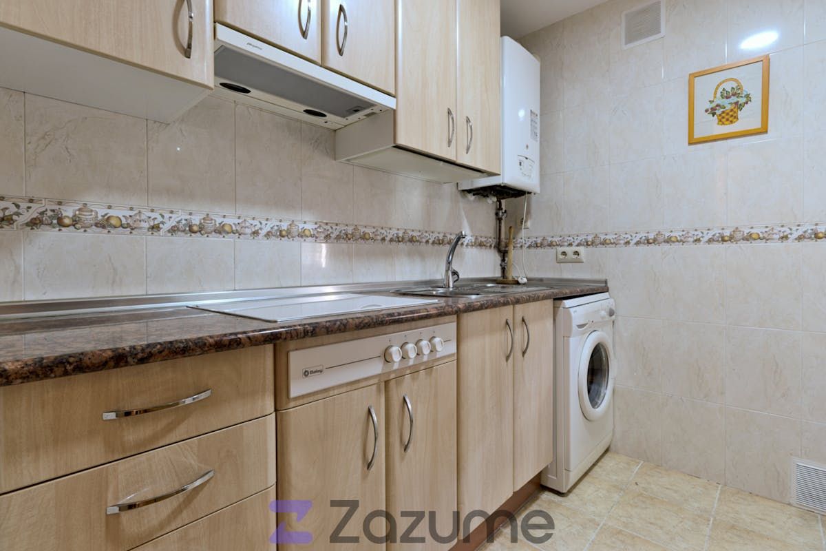 Flat to rent in C/ Batalla del Ebro, Estación