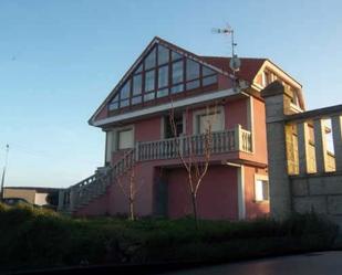 Vista exterior de Casa adosada en venda en Ponteceso