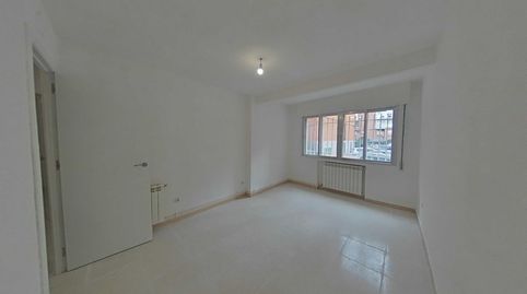 Foto 2 de Piso en venta en Calle Callao, La Avanzada - La Cueva, Fuenlabrada