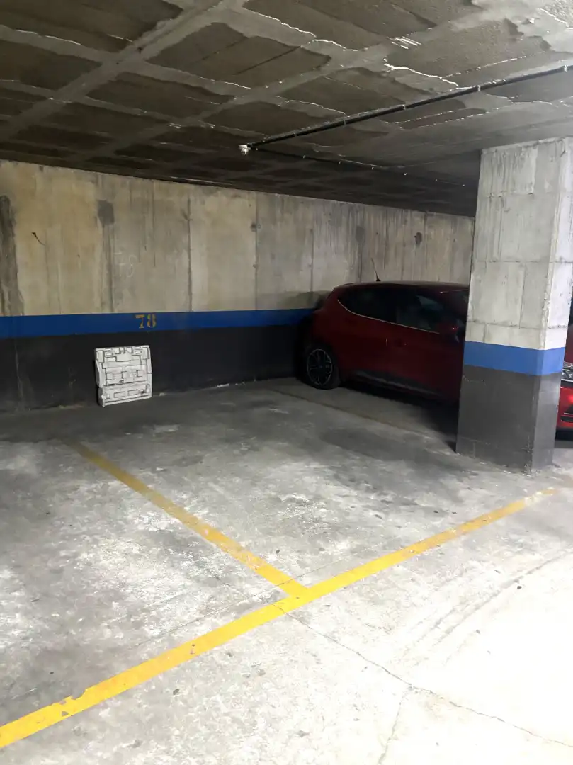 Parking de Piso en venta en Vilafranca del Penedès con Aire acondicionado, Trastero y Amueblado