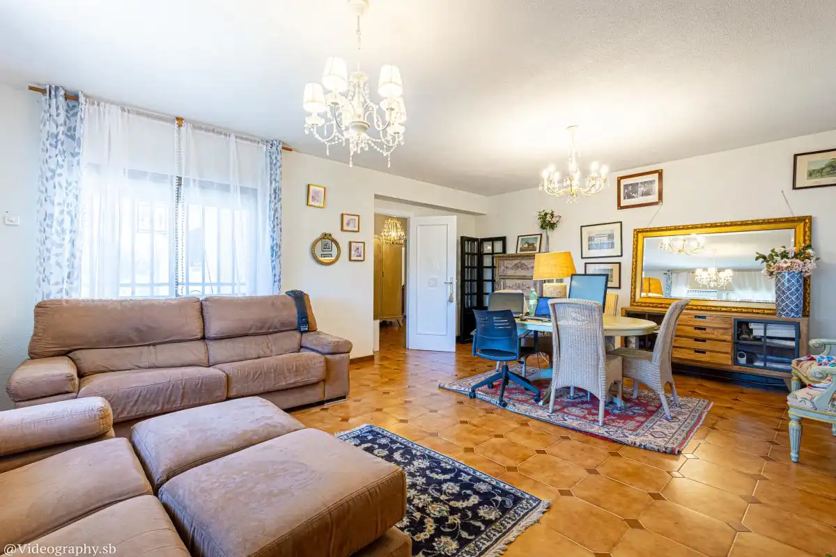 Sala de estar de Casa o chalet en venta en El Escorial con Calefacción y Jardín privado