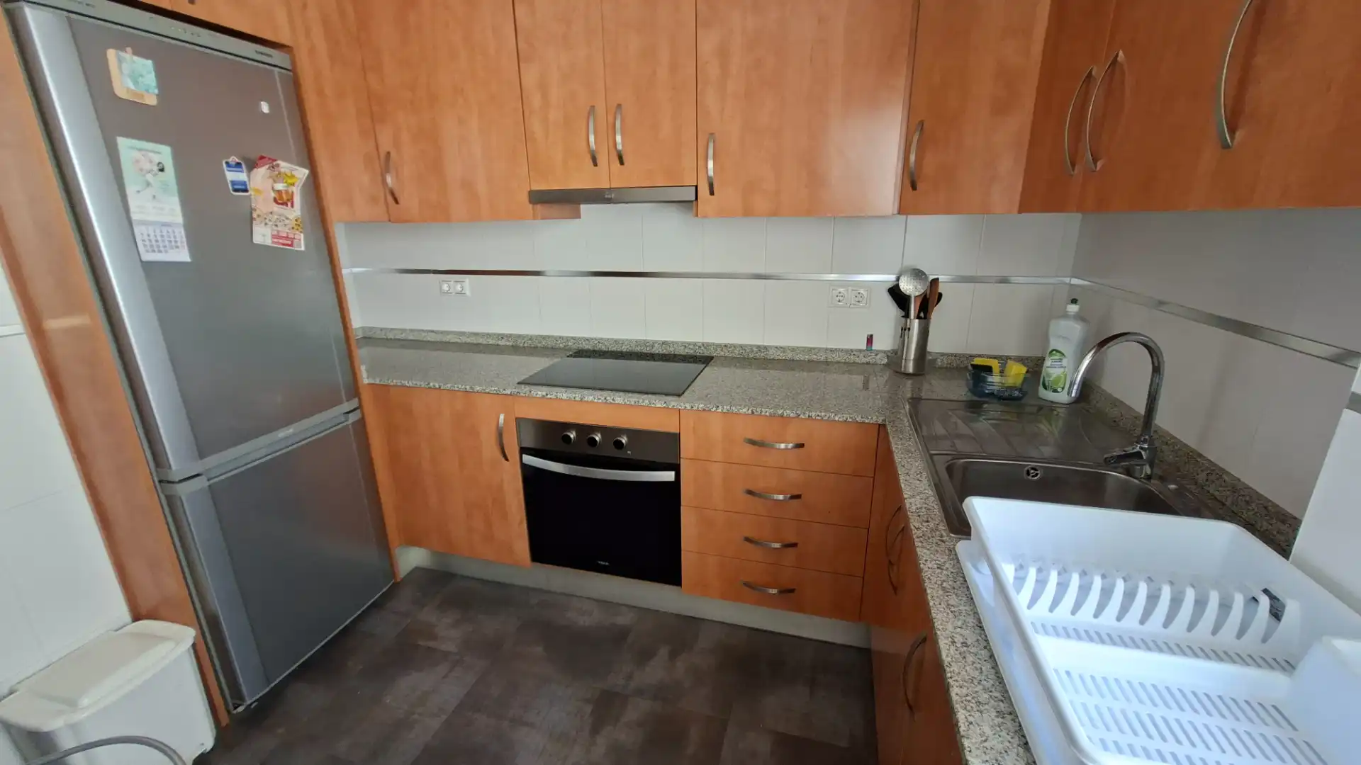 Wohnung zur Miete in Calle Capitán Torregrosa, Centro