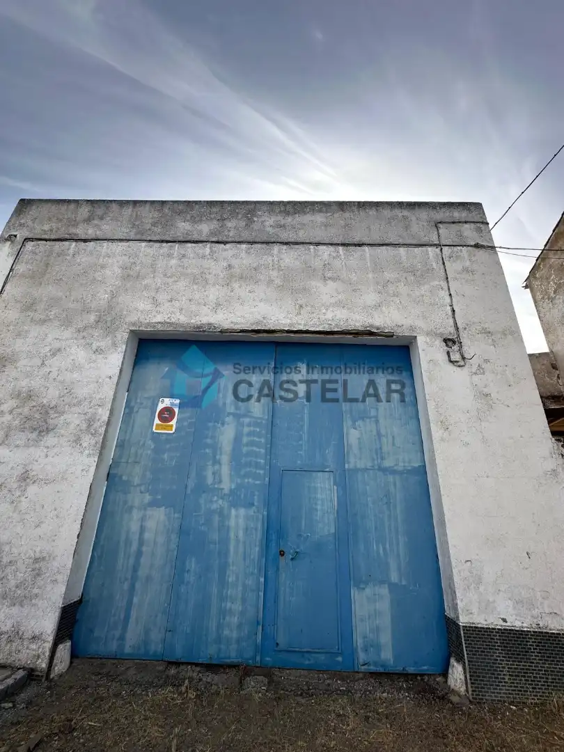 Vista exterior de Casa adosada en venta en Oliva de la Frontera
