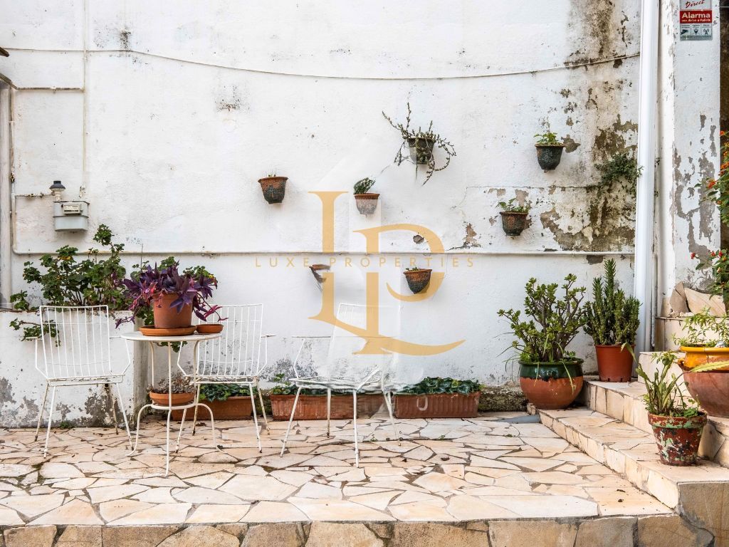 Terraza de Finca rústica en venta en Rubí con Calefacción, Jardín privado y Parquet