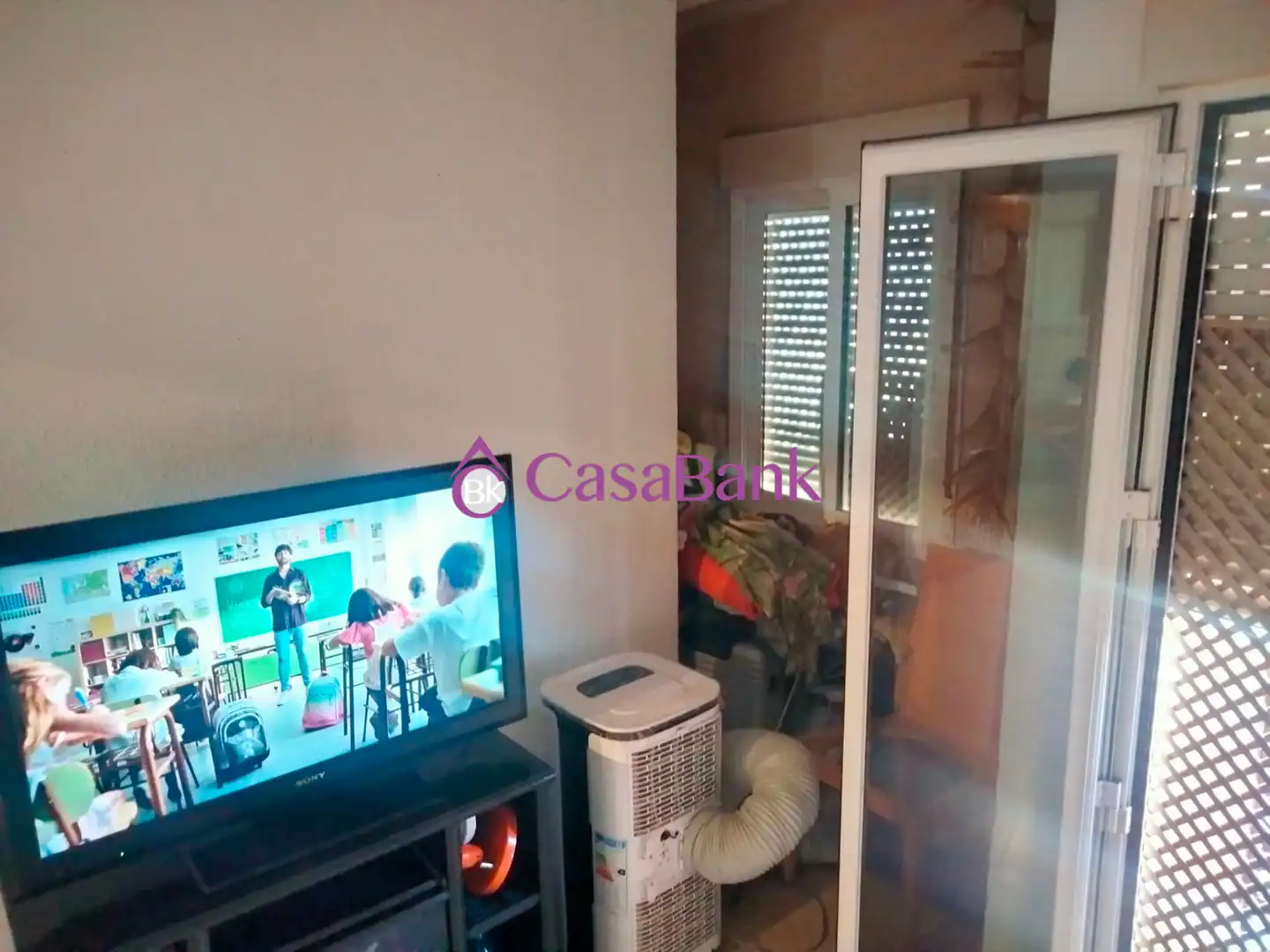 Sala d'estar de Pis en venda en Córdoba amb Aire condicionat i Terrassa