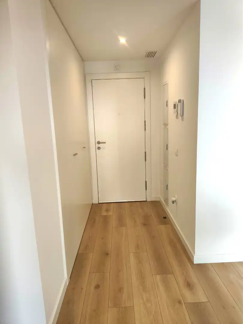 Wohnung zum Verkauf in Abrera mit Klimaanlage, Heizung und Parkett