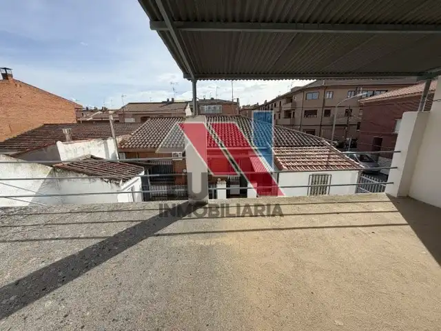 Parking de Casa o chalet en venta en Fuensalida con Calefacción, Amueblado y Horno