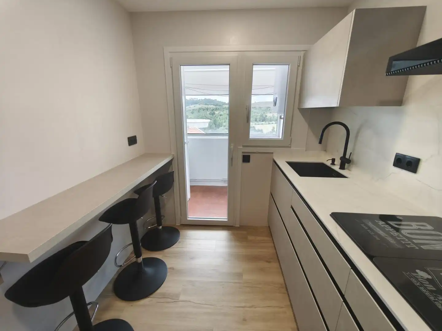 Cocina de Piso en venta en Santiago de Compostela 