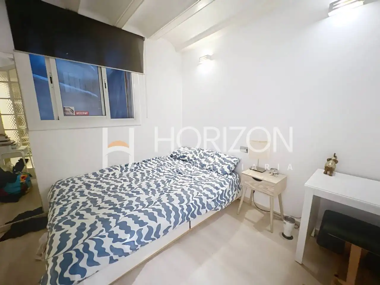 Dormitori de Apartament en venda en Barcelona amb Aire condicionat, Calefacció i Moblat
