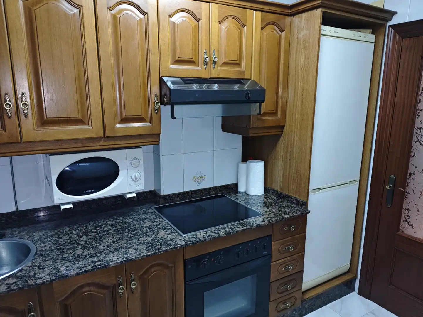 Kitchen of Flat for sale in Avilés  with Storage room and Furnished