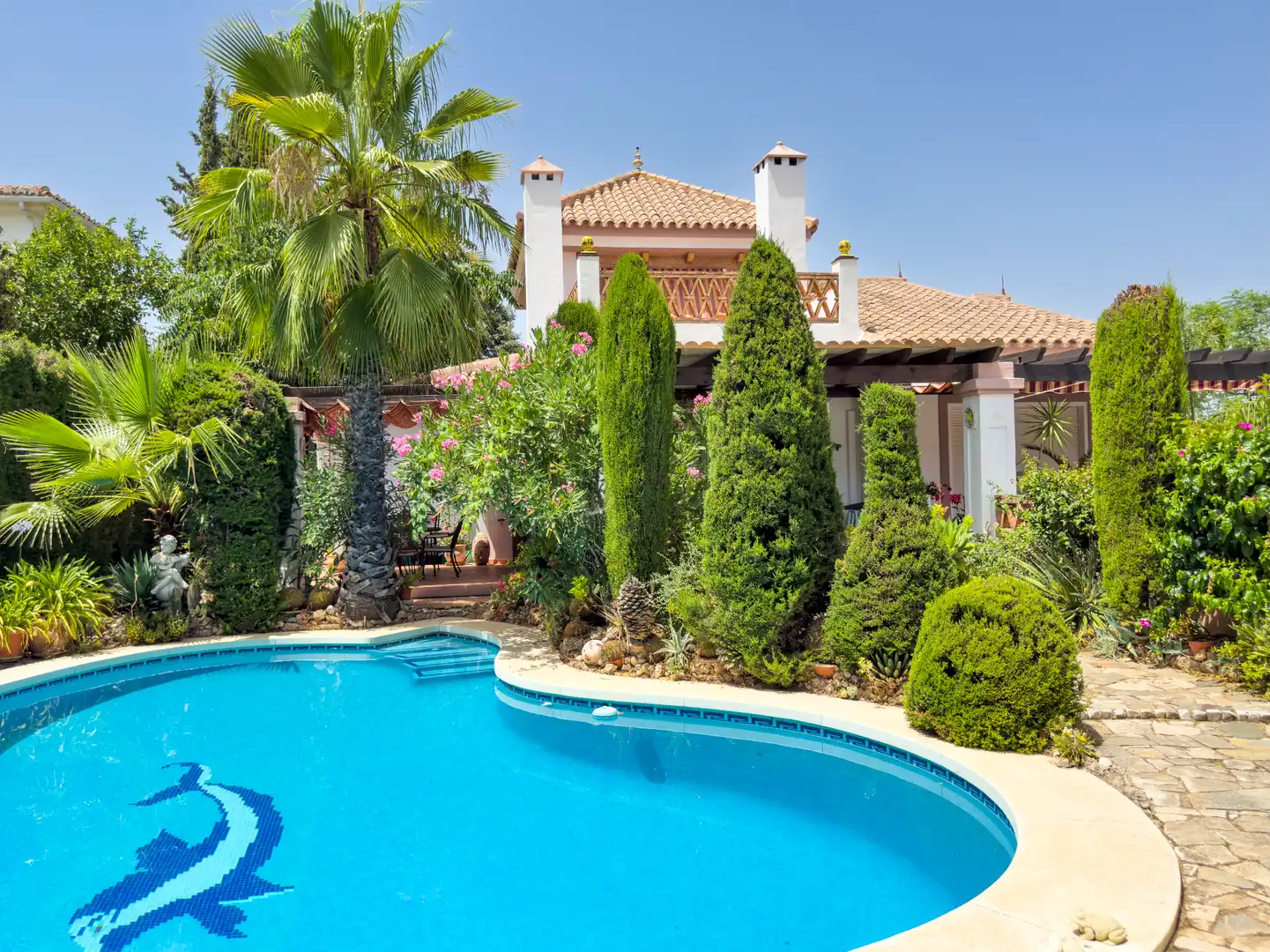 Villa mit Pool zum Verkauf in Coín